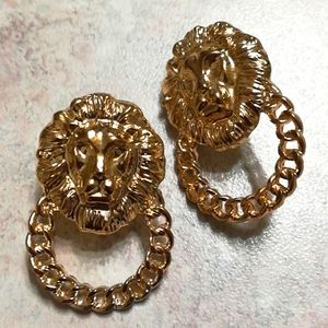 LAST CHANCE SALE-Gold Lion Chain earrings